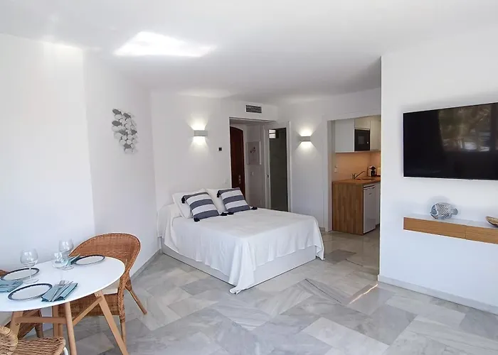 Beach Studio Puerto Marina Playa
